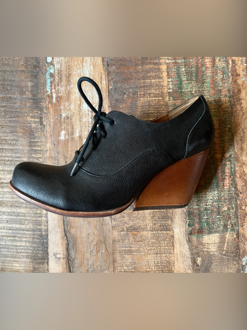 Kork-Ease Black Leather Wedge Oxford Heels - Picture 2 of 4